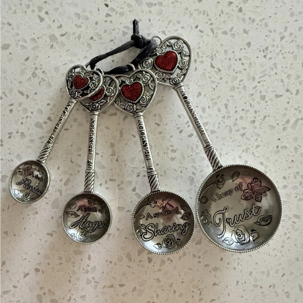 Heart Design Measuring Spoons
